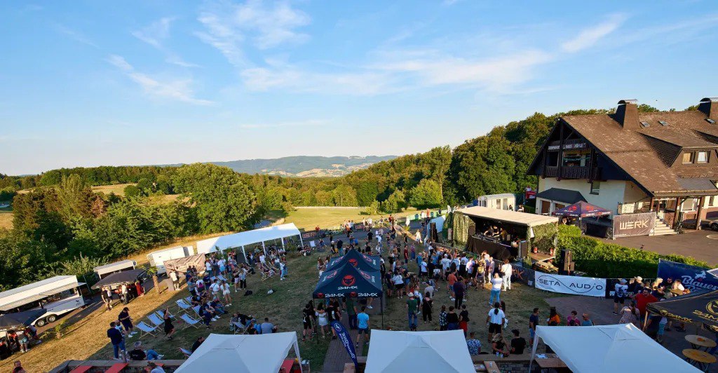 Schutzwald Rave 2025: Alle Infos & Tickets für das Elektro-Event
